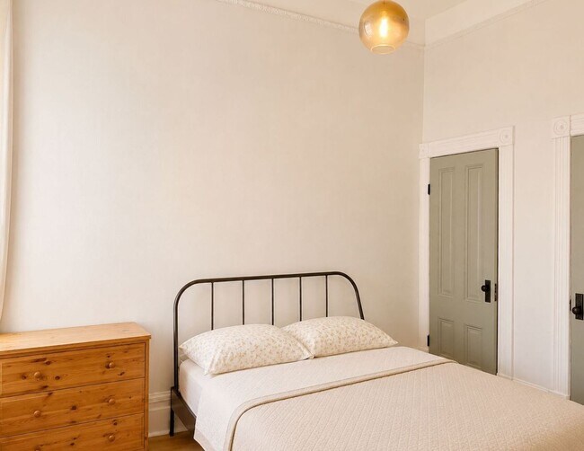 Building Photo - Timeless Character. Modern Lifestyle. Unbeatable Location.