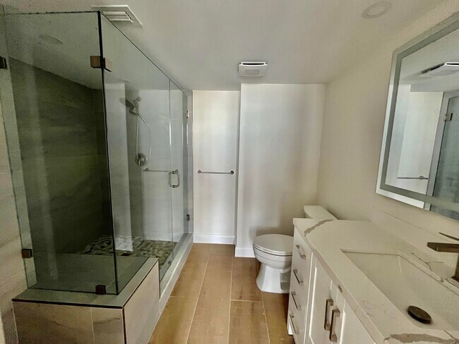 Building Photo - 4200 N Ocean Dr