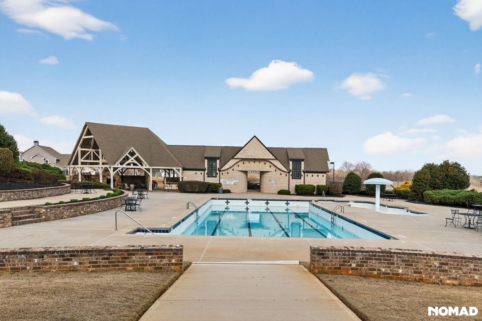 Building Photo - 110 Greenview Ct