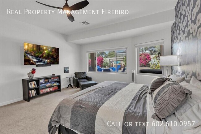 Building Photo - 4921 S Vista Pl