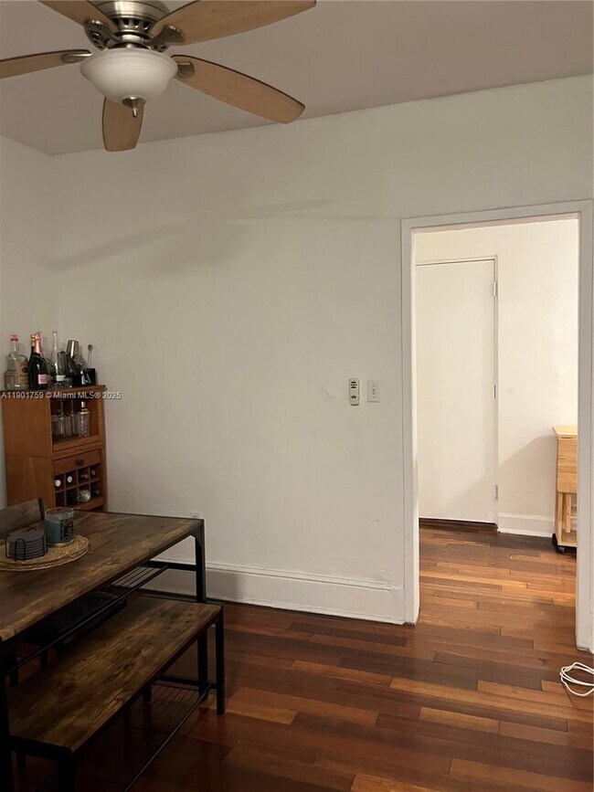 Building Photo - 1615 Pennsylvania Ave