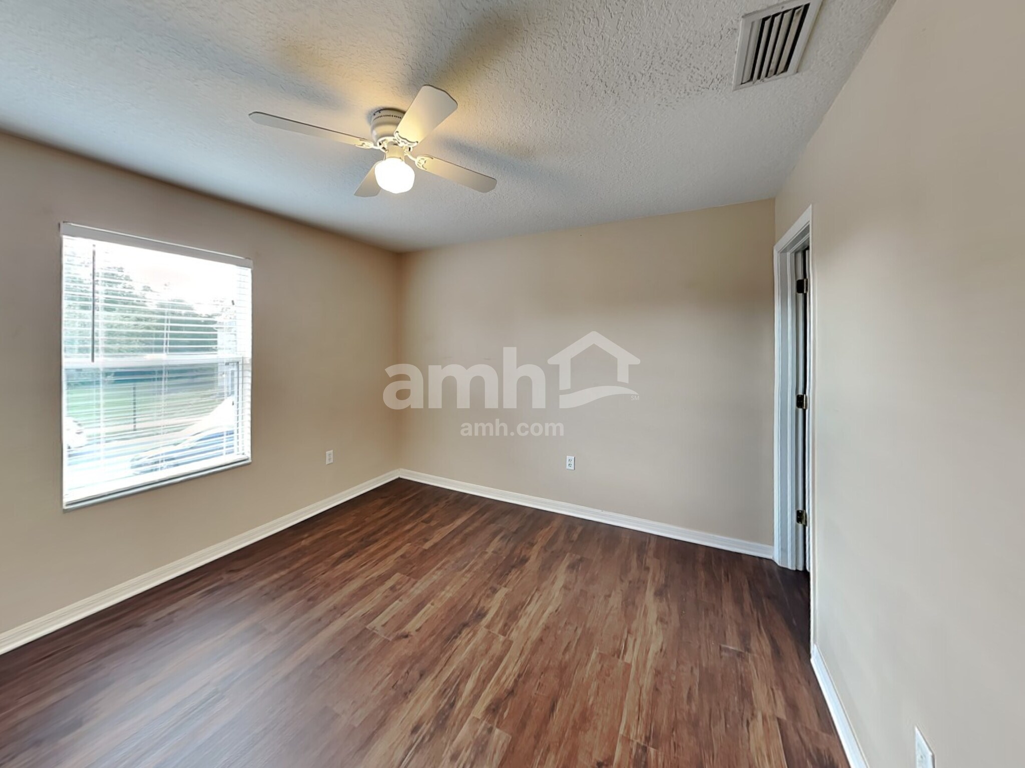 Building Photo - 10725 Bamboo Rod Cir