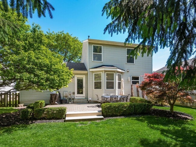 Building Photo - 3259 Longspur Dr