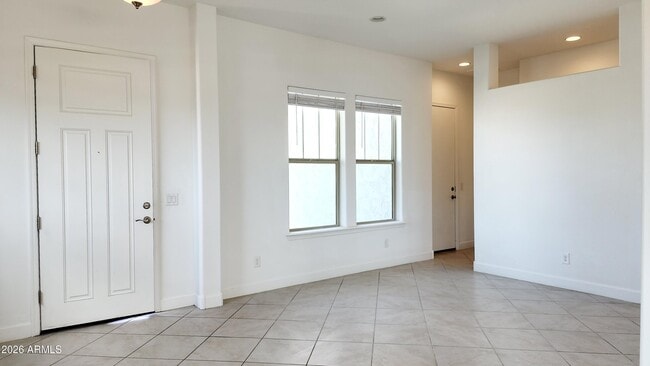 Building Photo - 5603 N 194th Ave