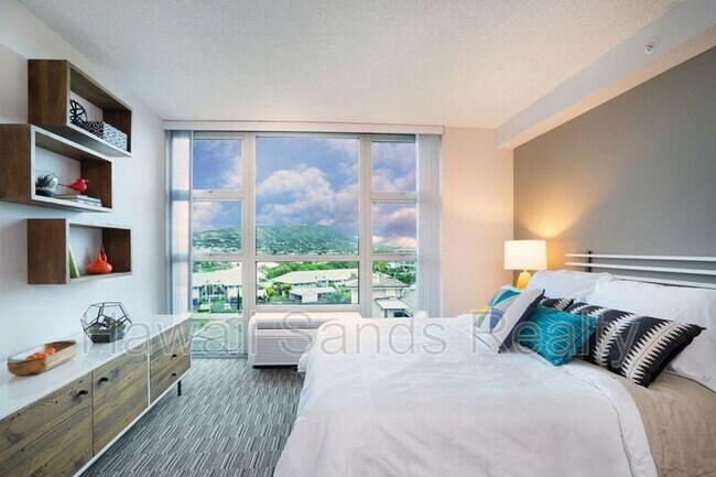 Building Photo - 7000 Hawaii Kai Dr