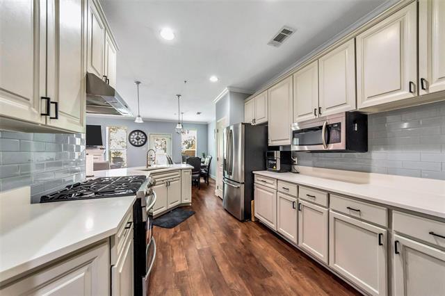 Building Photo - 619 Rosemead Dr