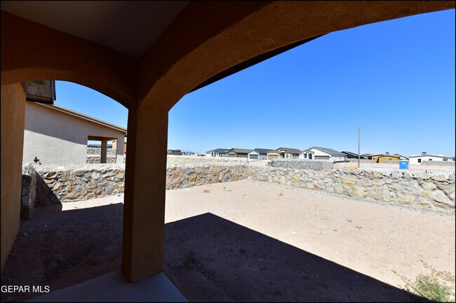 Building Photo - 15149 Imagine Dr