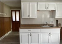 Building Photo - 47 Edgewater Ave