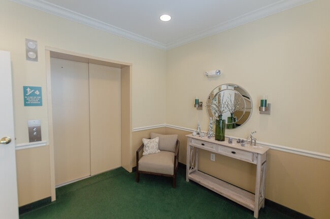 Building Photo - 5 Sally Sweets Way