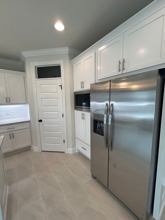 Building Photo - Beautiful Modern Home in Pea Ridge!