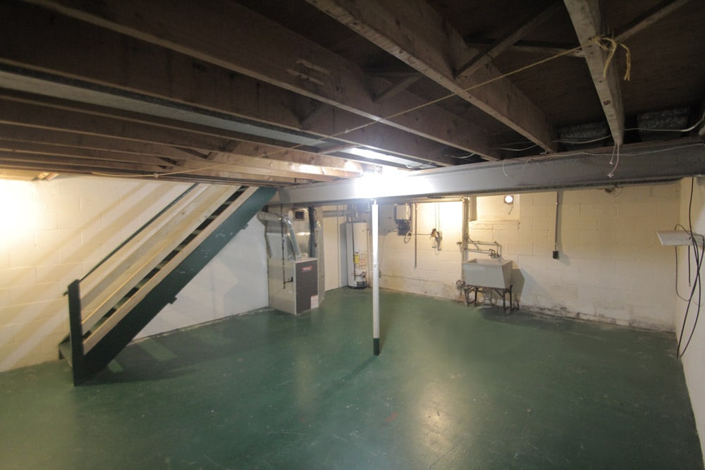 Building Photo - 408 South Ave