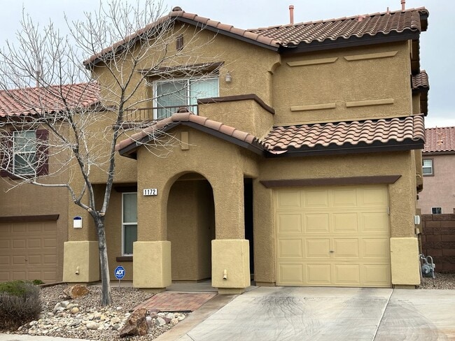 Building Photo - 3-bedroom, 2.5-bathroom home in Henderson