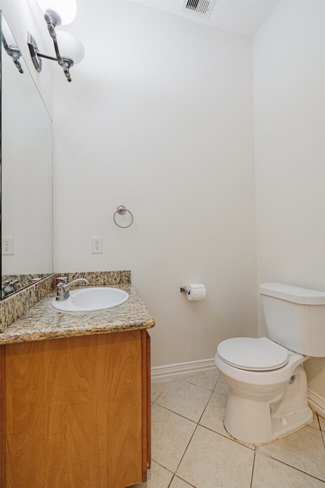 Building Photo - 7155 Windwater Lagoon Dr