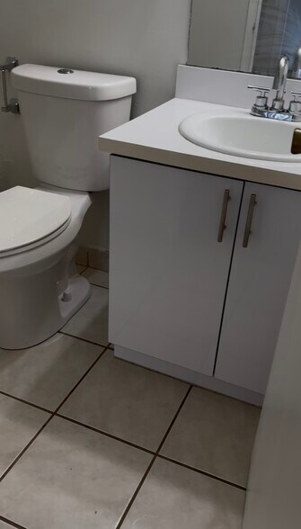 Building Photo - 7125 NW 186th St