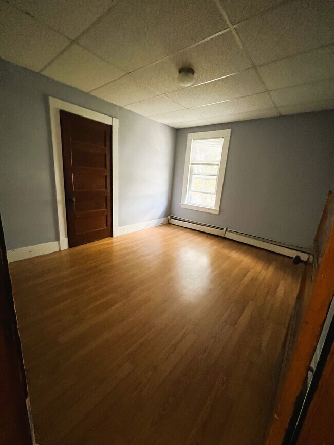 Building Photo - 205 Cumberland St