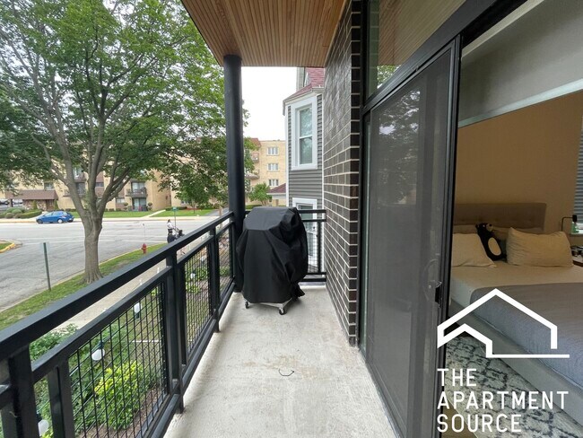 Building Photo - 1385 Brown St
