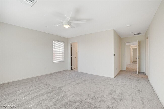 Building Photo - 2615 Esposende St