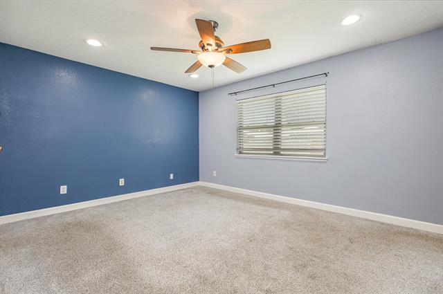 Building Photo - 920 Ashwood Dr
