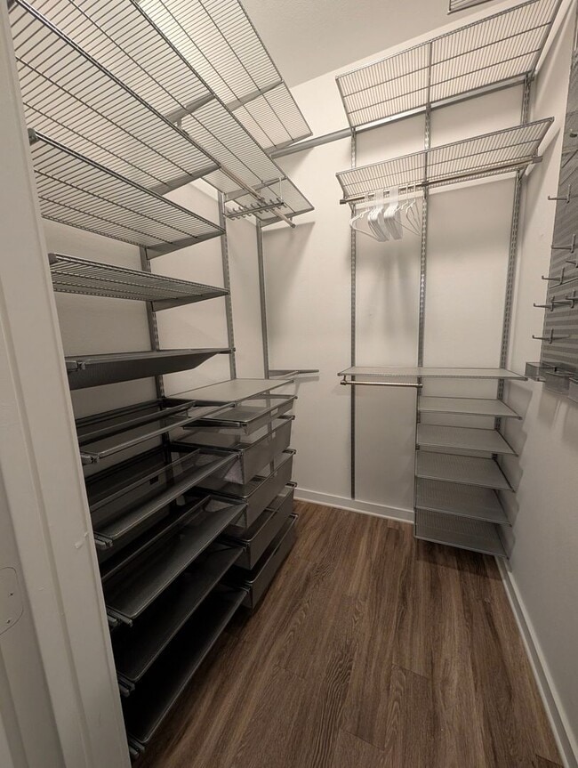 Building Photo - 1900 Barton Springs Rd