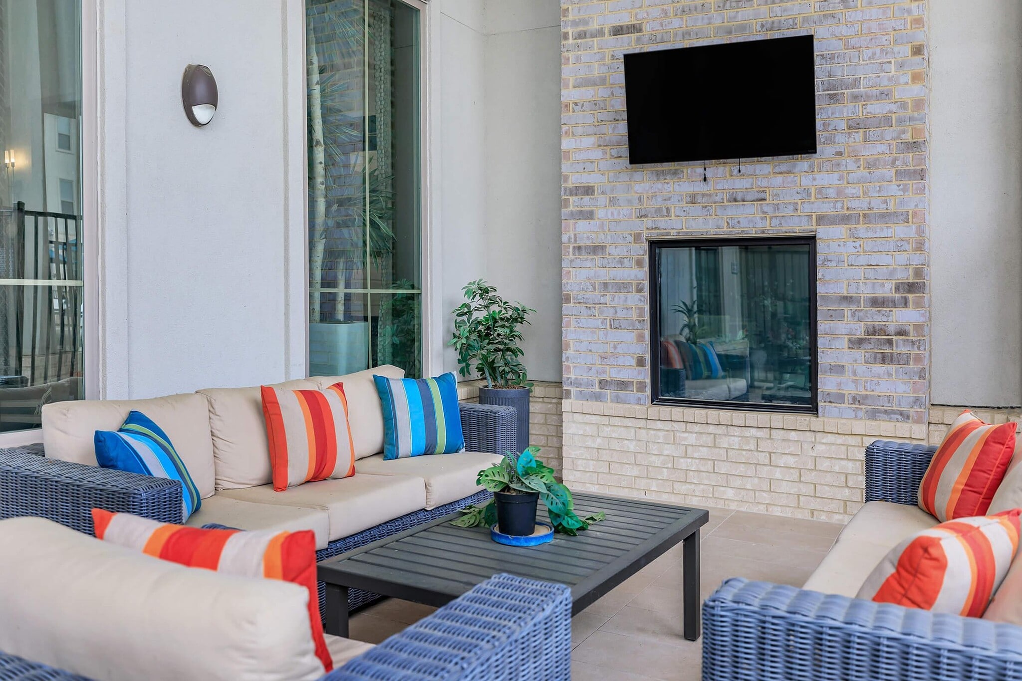 Building Photo - 1560 League Line Rd