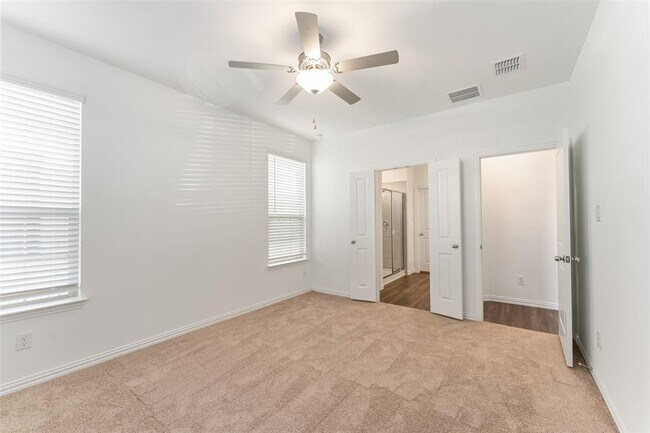 Building Photo - 5349 Archway Dr