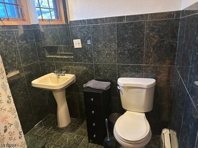 Building Photo - 325 Bogert Ave