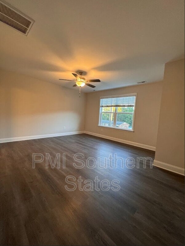 Building Photo - 37 Snowmill Rd