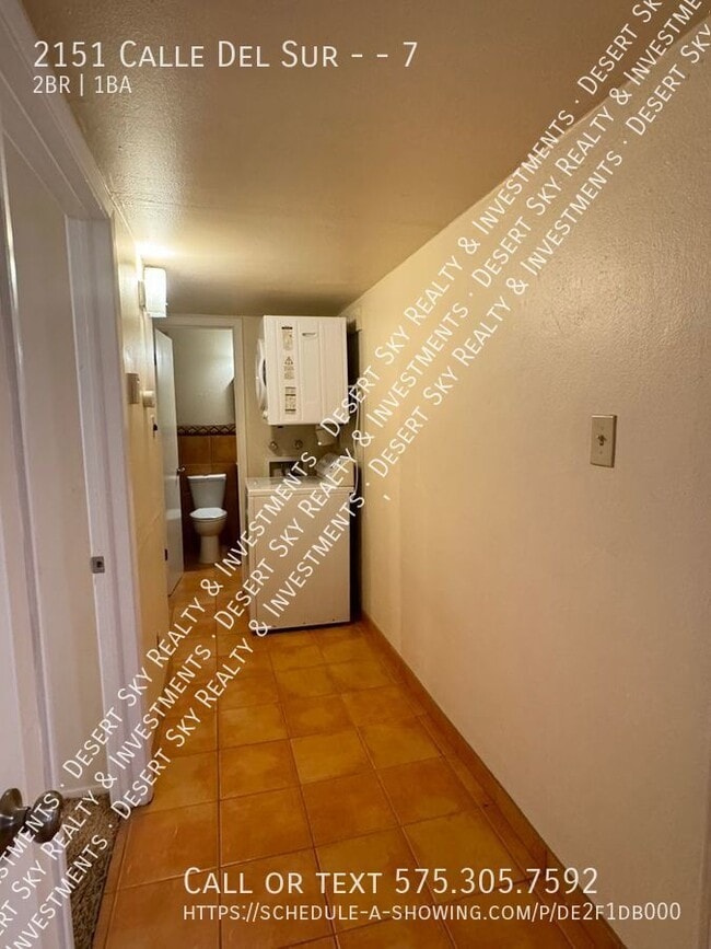 Building Photo - 2151 Calle Del Sur
