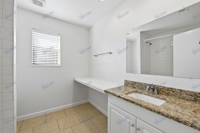 Building Photo - 1736 Brown Trail