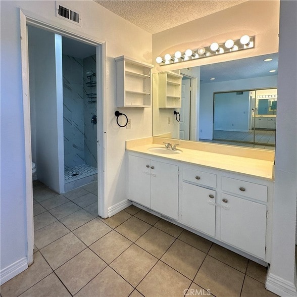 Building Photo - 10235 Lurline Ave