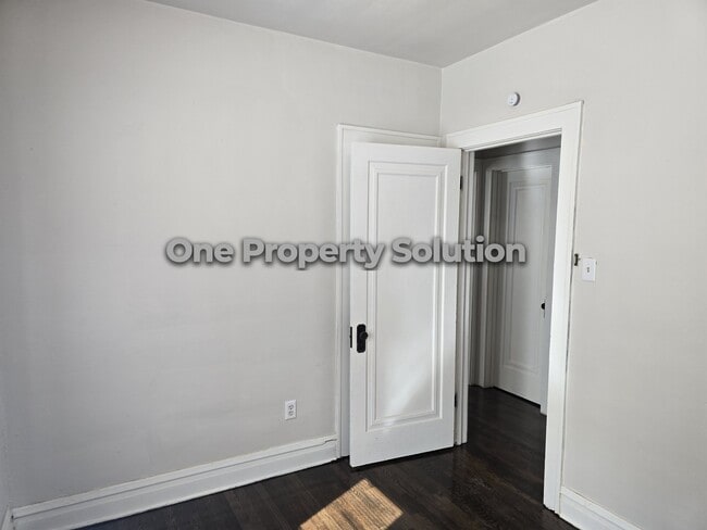 Building Photo - 1113 Pennsylvania St