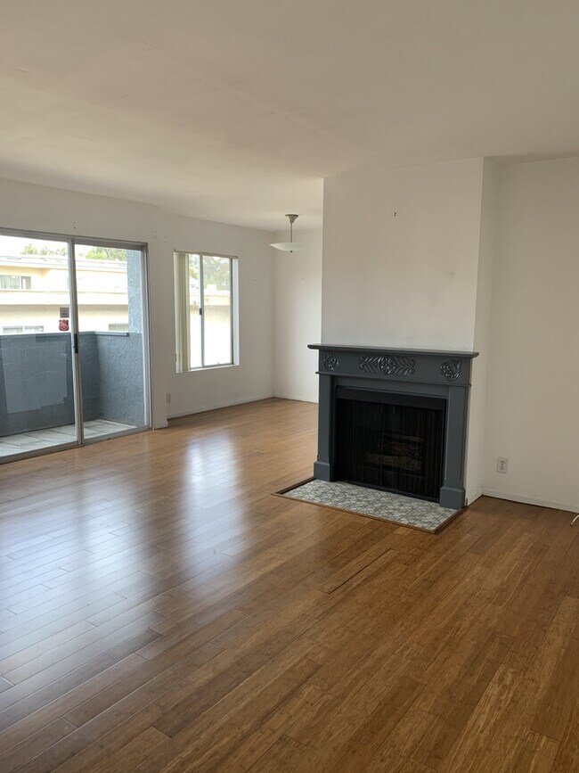 BAGLEY 3740 Bagley Ave Los Angeles CA 90034 Apartment Finder