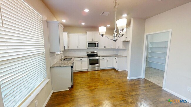 Building Photo - 3325 Aubree Katherine Dr