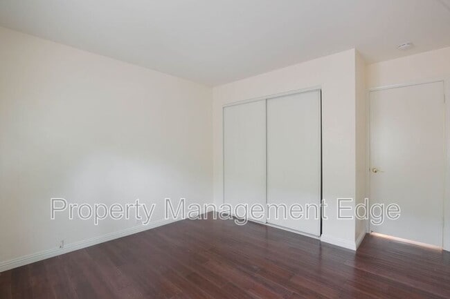 Building Photo - 30538 Colina Verde St