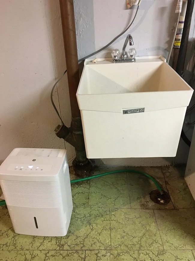 Building Photo - 2621 27th St SW