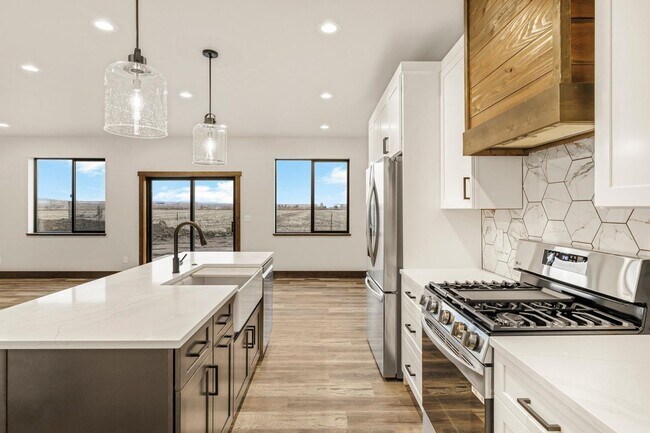 Building Photo - K288LI