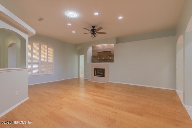 Building Photo - 13966 Sandhill Crane Dr S