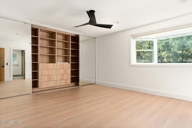 Building Photo - 84 Sunny Vista Ave