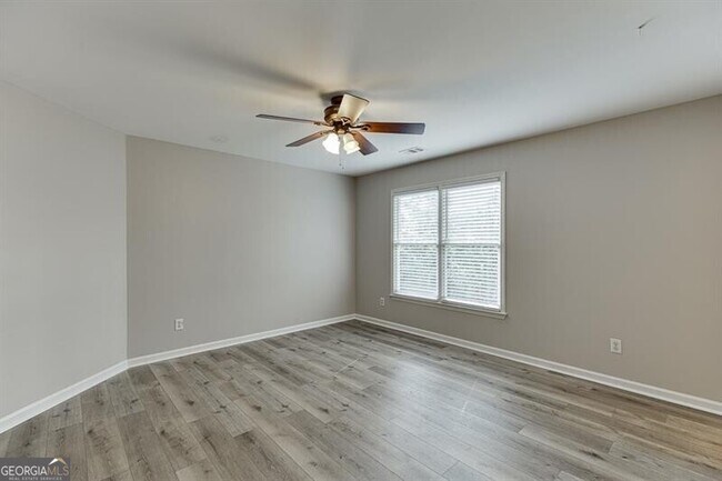Building Photo - 1795 Lake Heights Cir