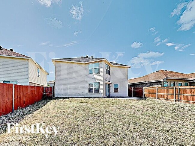 Building Photo - 3508 Aruba Ln