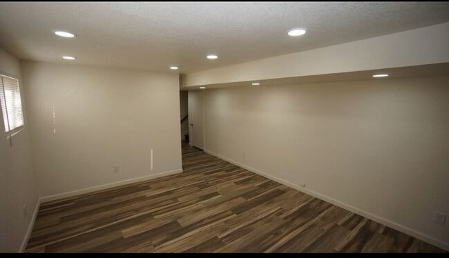 Building Photo - 6252 S Ash Cir W