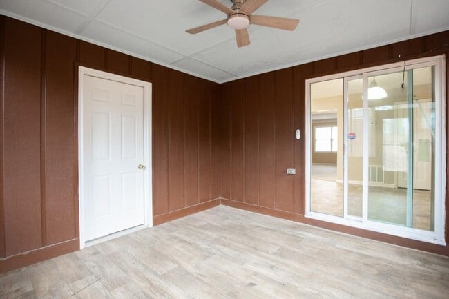 Building Photo - 375 Dixie Ct