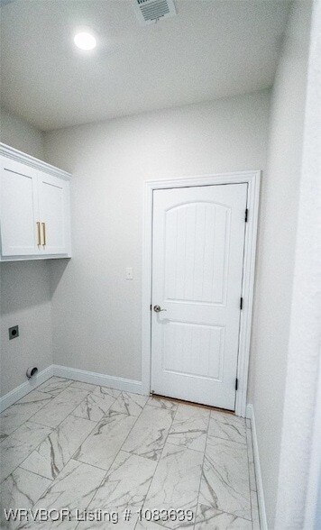 Building Photo - 9023 Mayswood Pl