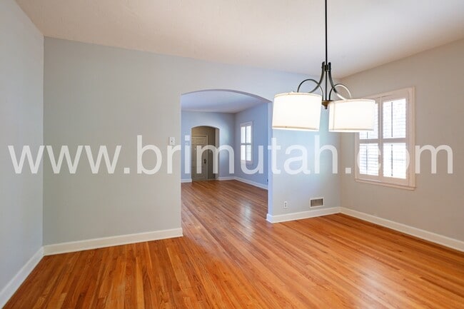 Building Photo - 1341 S 1500 E