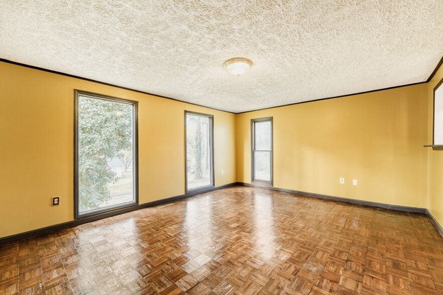 Building Photo - 3160 Kipling Dr