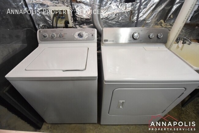 Building Photo - 3759 Glebe Meadow Way