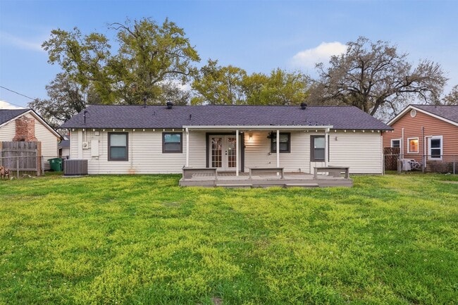 Building Photo - 4406 Marlborough Dr