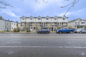 Building Photo - Allenmore Brownstones