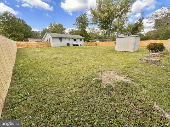 Building Photo - 3108 Waverly Dr