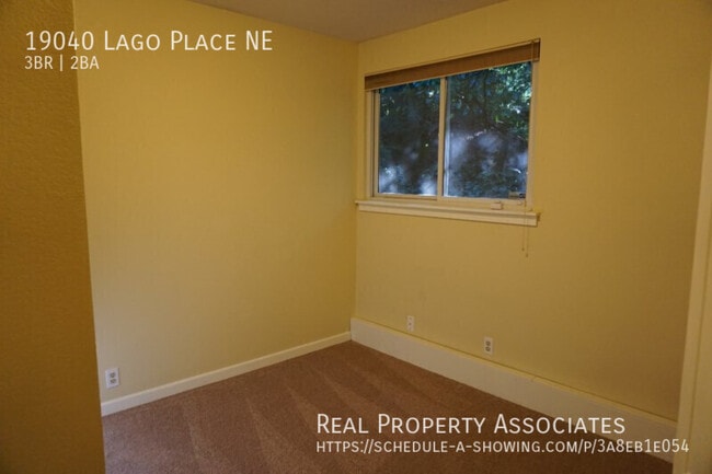 Building Photo - 19040 Lago Pl NE